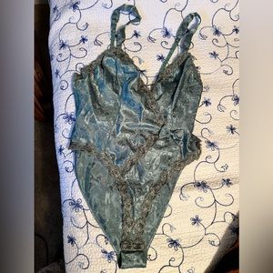 NWOT vintage Victoria’s Secret teddy